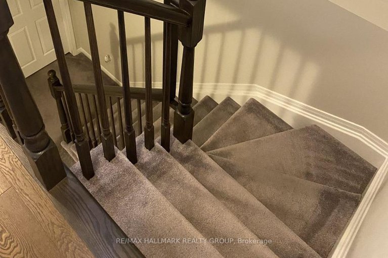 29046802/618-via-campanale-avenue/longfields/ottawa/ontario/K2J4A2_24