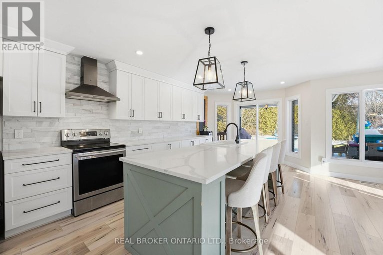 29394655/1391-sutherland-drive/manotick-south-to-roger-stevens/ottawa/ontario/K4M1B3_11