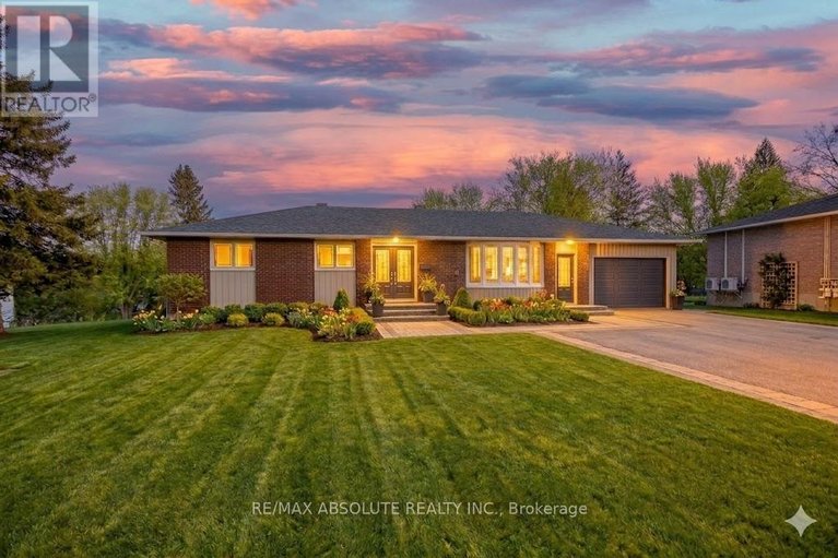 29526456/782-notre-dame-street/embrun/russell/ontario/K0A1W1_2