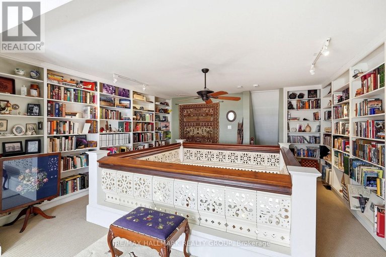 29571963/53-scrivens-street/britannia/ottawa/ontario/K2B8M6_36