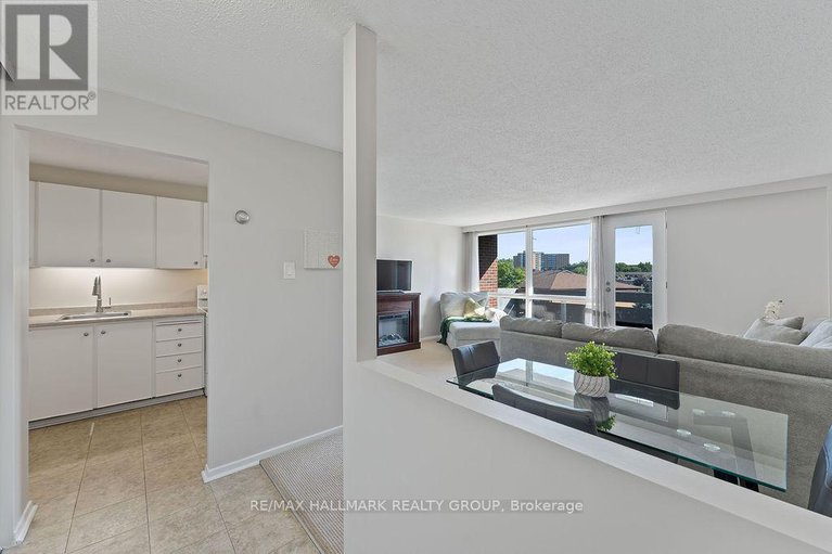 28655667/312-3100-carling-avenue/bayshore/ottawa/ontario/K2B6J6_3