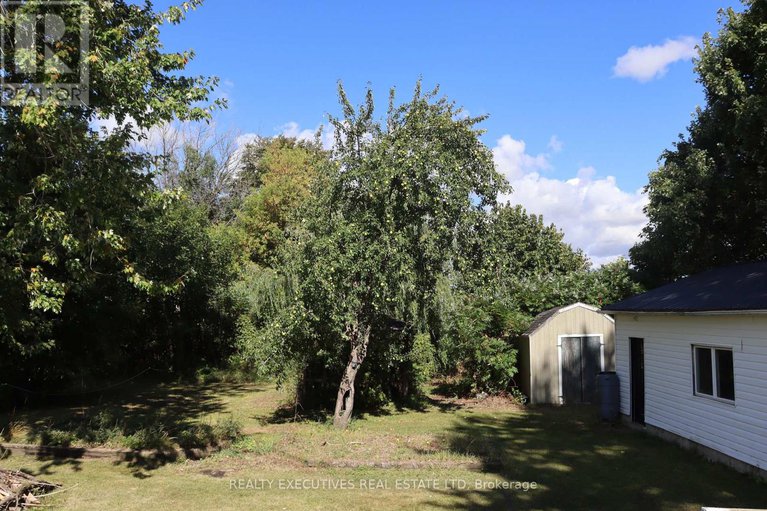 28886117/10539-gilmour-road/south-dundas-matilda-twp/south-dundas/ontario/K0E1C0_21