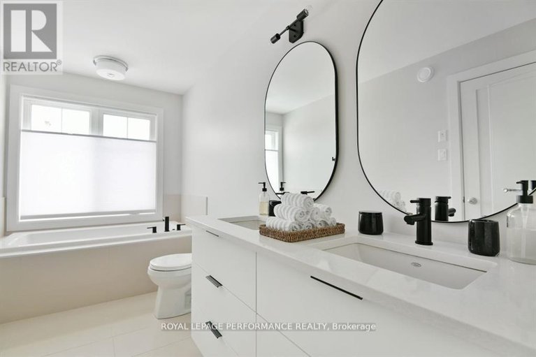28689916/713-cap-diamant-way/camelot/ottawa/ontario/K4A1J6_16