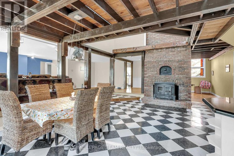 29111605/2322-summerside-drive/manotick-east-to-manotick-station/ottawa/ontario/K4M1B4_12