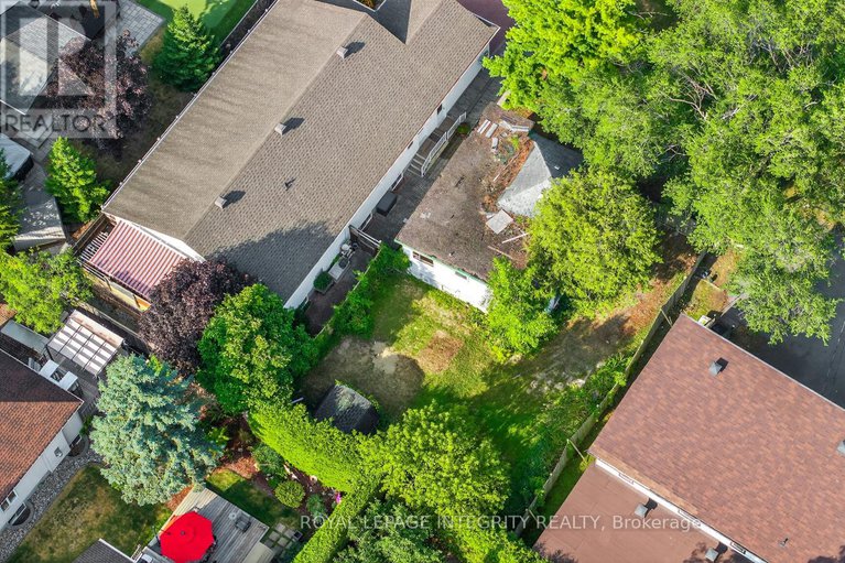 28706908/924-beauchamp-avenue/hiawatha-parkconvent-glen/ottawa/ontario/K1C3A8_23