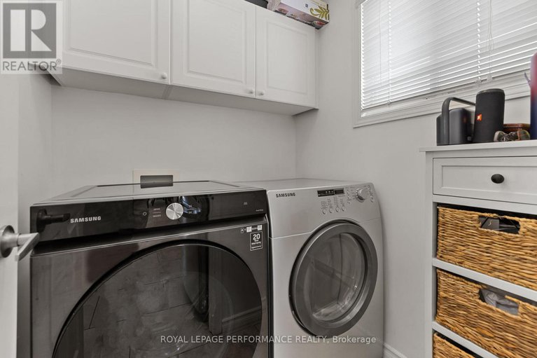 28630498/666-valin-street/fallingbrookgardenway-south/ottawa/ontario/K4A3X1_33