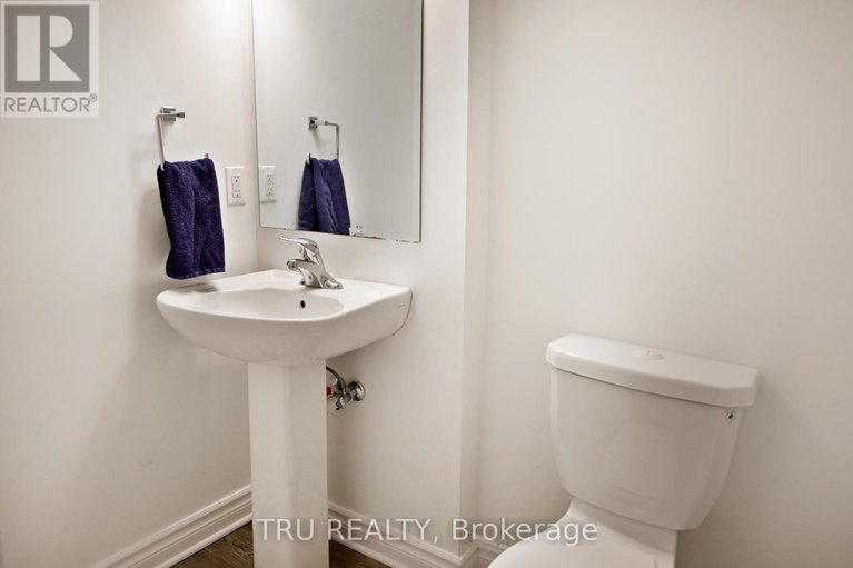 28405636/2-58-barnstone-drive/barrhaven-east/ottawa/ontario/K2G4R6_6