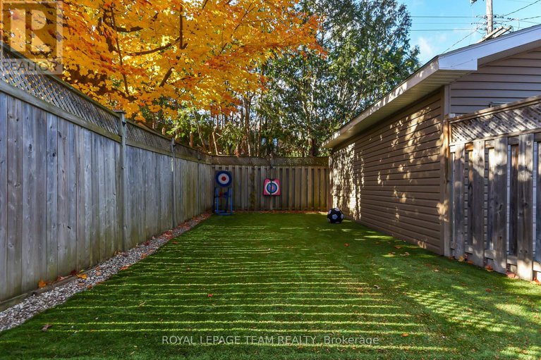 29074651/902-broadview-avenue/mckellar-heights/ottawa/ontario/K2A2M5_43