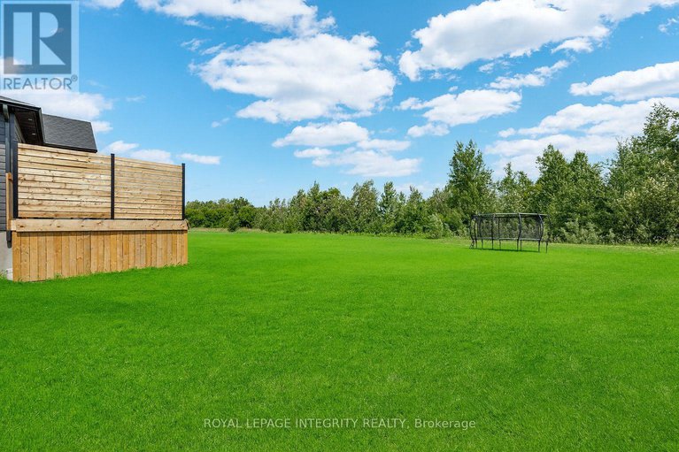 28653569/106-maplestone-drive/north-grenville-twp-kemptville-east/north-grenville/ontario/K0G1J0_23