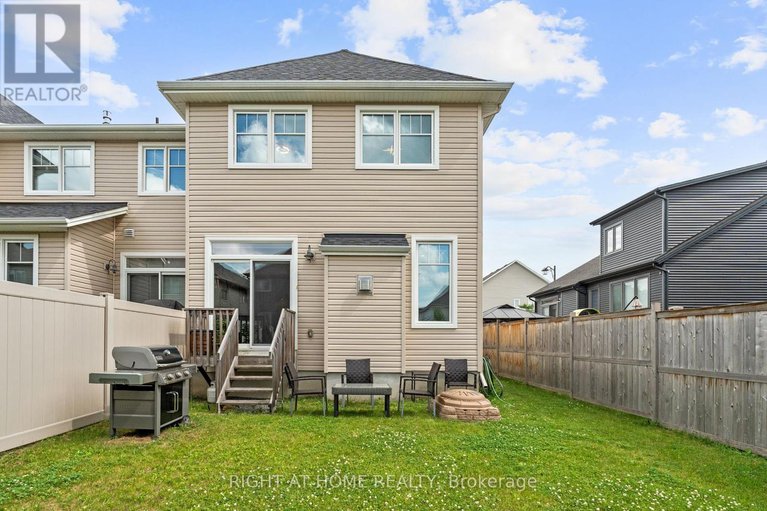 28530019/5-merrill-street/stittsville-north/ottawa/ontario/K2S2M8_30