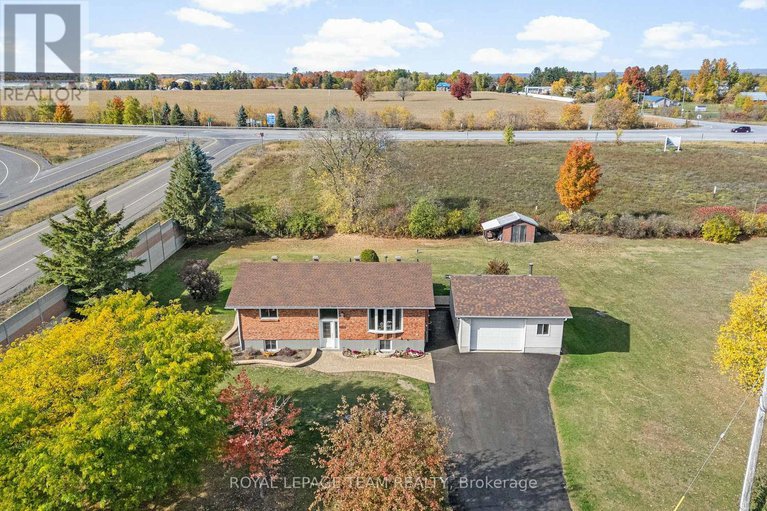 29009688/1059-flynn-avenue/kinburn/ottawa/ontario/K7S3G7_2