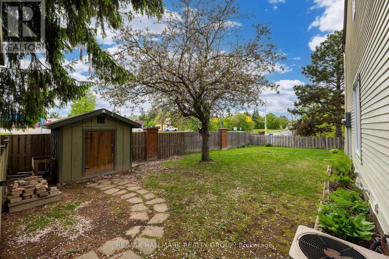 28354842/1083-millwood-court/convent-glen-north/ottawa/ontario/K1C3E9_39