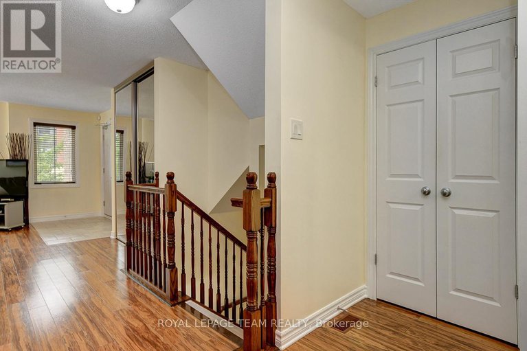 28579922/695a-sue-holloway-drive/strandherd/ottawa/ontario/K2J5R6_24