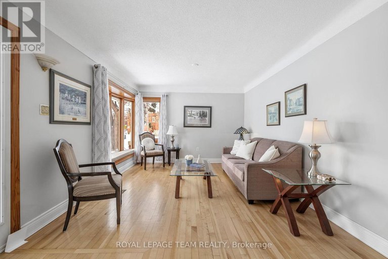 28500316/1357-thames-street/carlington/ottawa/ontario/K1Z7N3_5
