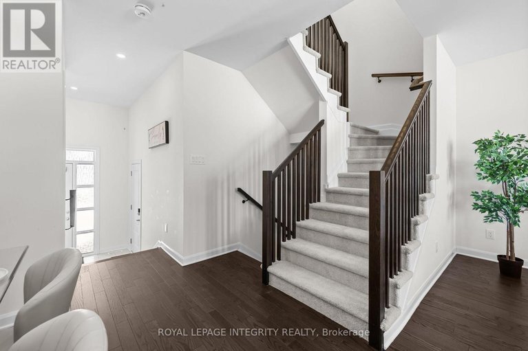 29635221/166-invention-boulevard/morgans-grantsouth-march/ottawa/ontario/K2W0L6_16