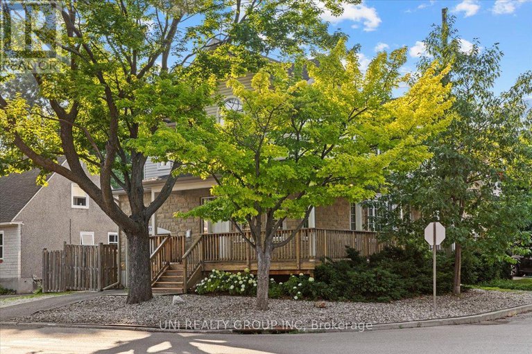 28615554/1253-shillington-avenue/carlington/ottawa/ontario/K1Z8A1_2