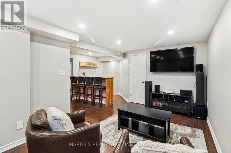 29654525/1113-saint-emmanuel-terrace/convent-glen-north/ottawa/ontario/K1C2J6_19