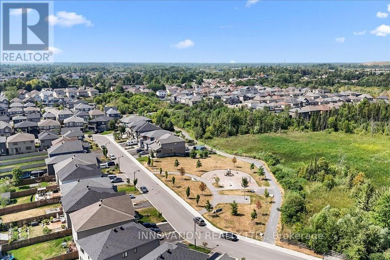 28754384/759-samantha-eastop-avenue/stittsville-north/ottawa/ontario/K2S2E6_30
