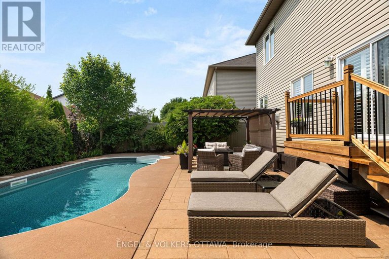 29512841/407-landswood-way/stittsville-south/ottawa/ontario/K2S0A3_38