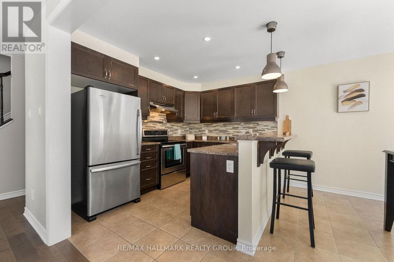 29406515/403-brigatine-avenue/stittsville-north/ottawa/ontario/K2S0P7_17