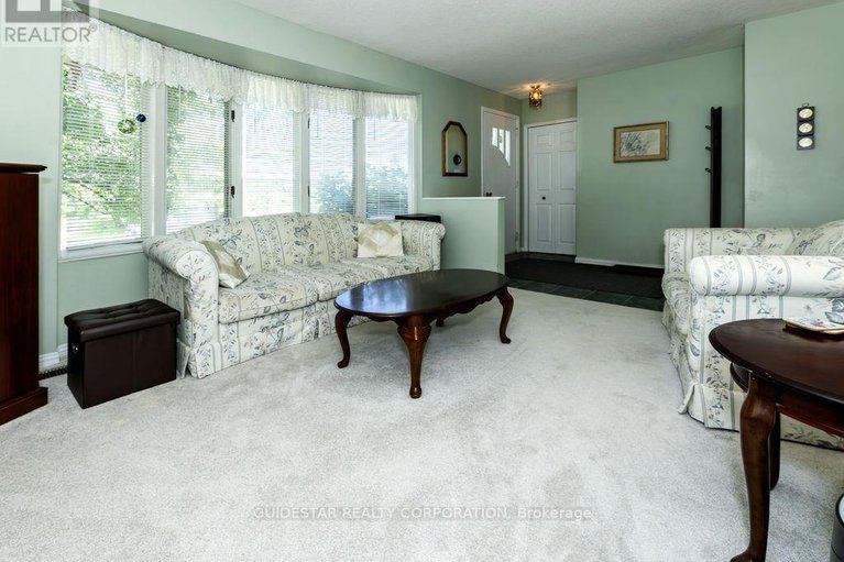 28605194/20-henry-goulburn-way/stittsville-south/ottawa/ontario/K2S1P2_8
