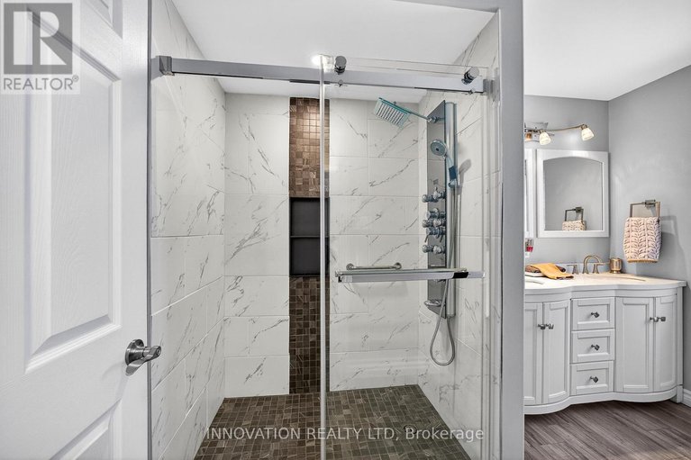 29350318/731-usborne-street/mcnabbraeside-twps/mcnabbraeside/ontario/K0A1G0_23