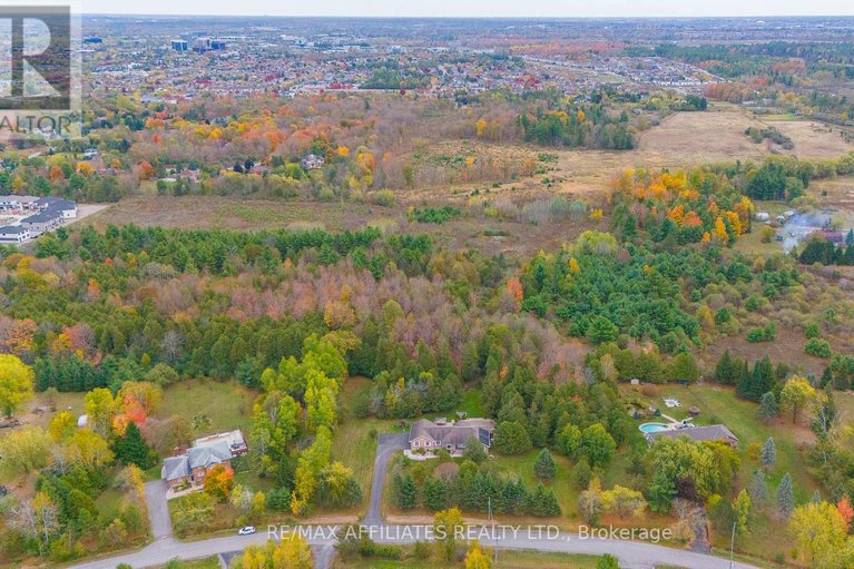 28985818/14-panandrick-view-drive/rural-kanata-central/ottawa/ontario/K2W1A5_49