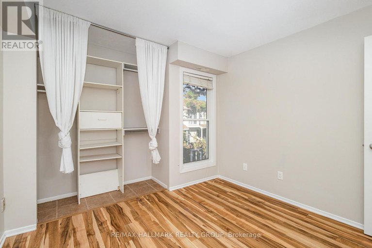 28956688/c-205-woodfield-drive/tanglewood/ottawa/ontario/K2G4P2_19