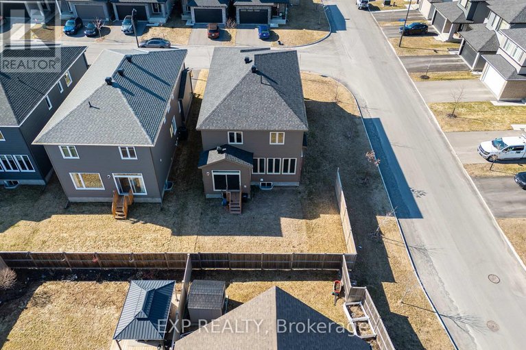 29599484/896-sendero-way/remainder-of-stittsville-area/ottawa/ontario/K2S2W8_43