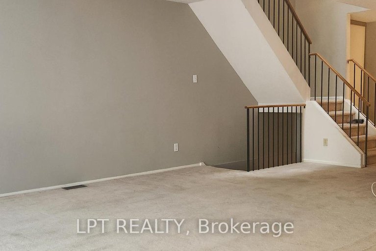 28763963/148-pickwick-drive/cedargrovefraserdale/ottawa/ontario/K2J3C8_6