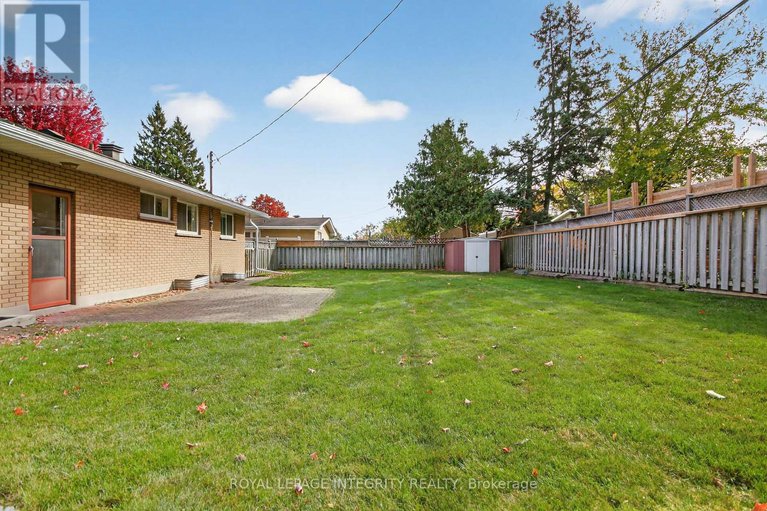 29006846/2106-dunelm-street/elmvale-acresurbandale/ottawa/ontario/K1G2S3_38