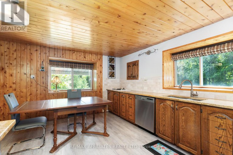 29023925/1655-old-perth-road/mississippi-mills-ramsay-twp/mississippi-mills/ontario/K0A1A0_14