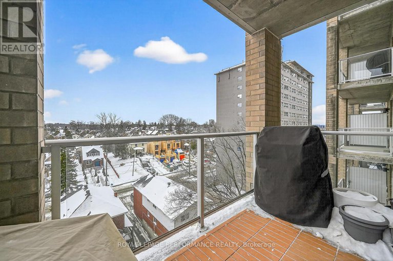 29292730/801-100-champagne-avenue-s/west-centre-town/ottawa/ontario/K1S4P4_24