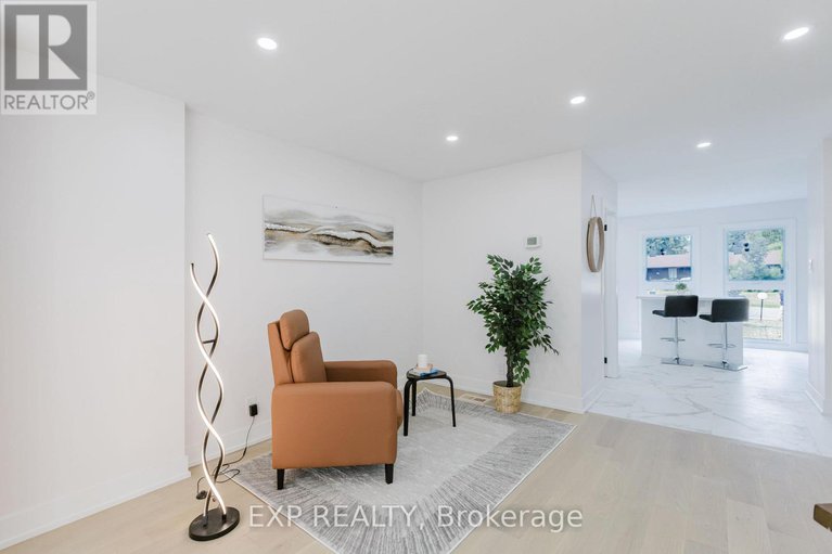 28689917/91-penfield-drive/beaverbrook/ottawa/ontario/K2K1L9_8