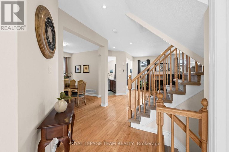 29392522/257-denali-way/stittsville-north/ottawa/ontario/K2S0R2_8