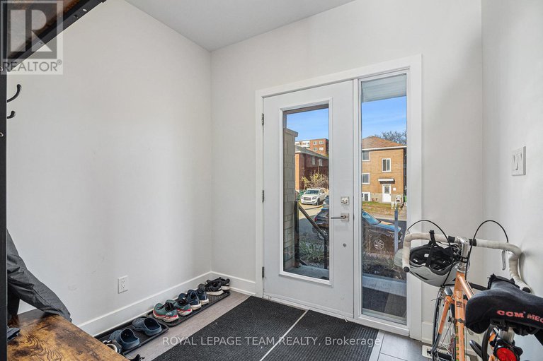 28539649/1400-mayview-avenue/carlington/ottawa/ontario/K1Z8H7_4