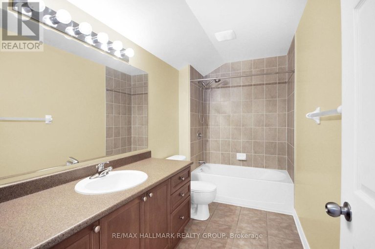 29671419/166-lamplighters-drive/cedargrovefraserdale/ottawa/ontario/K2J0H6_36