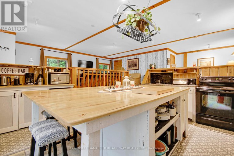 28446090/828-ashby-road/lanark-highlands-dalhousie-twp/lanark-highlands/ontario/K0G1K0_39