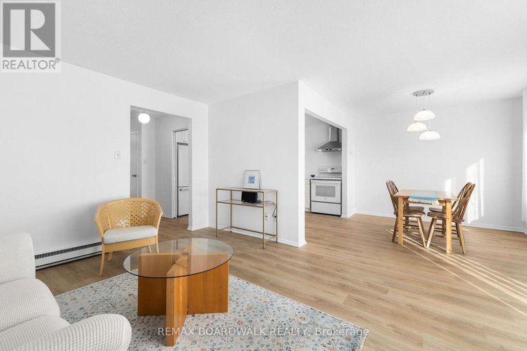 29210288/12-selye-crescent/beaverbrook/ottawa/ontario/K2K1C9_10