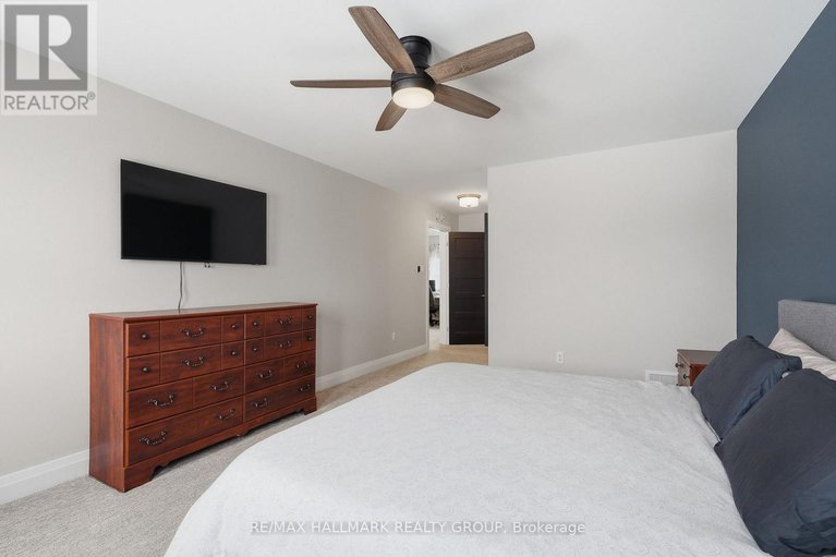 29668379/1212-avignon-street/embrun/russell/ontario/K0A1W0_27