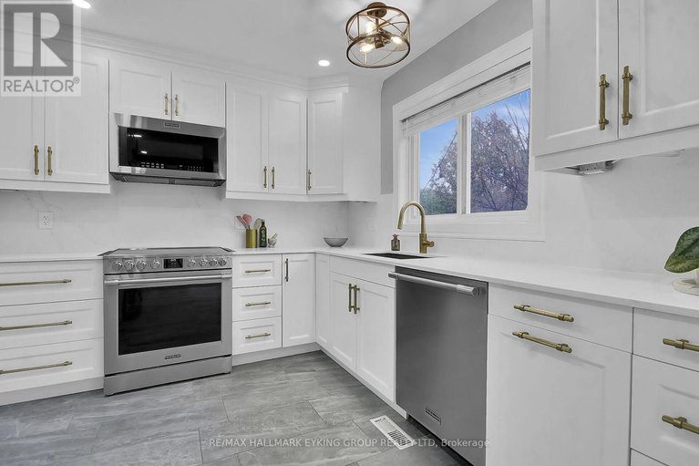 29615975/8-vickers-way/katimavik/ottawa/ontario/K2L3P9_19