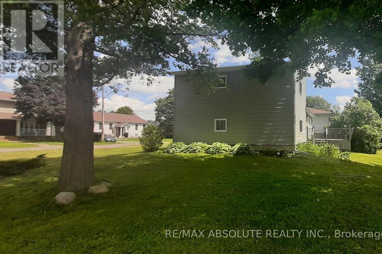 29414978/366-charron-street/town-of-rockland/clarence-rockland/ontario/K4K1B2_25