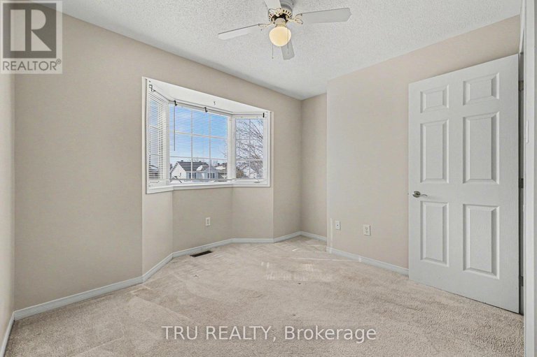 29439627/37-daventry-crescent/longfields/ottawa/ontario/K2J4N6_20