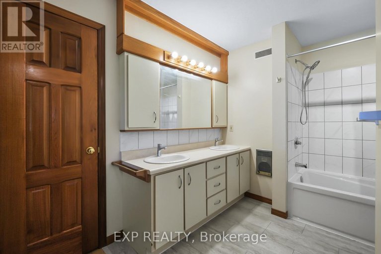 29449389/9185-ray-wilson-road/osgoode-twp-east-incl-kenmore/ottawa/ontario/K0A2P0_39