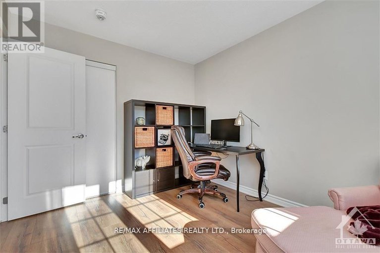 28578072/514-broadleaf-street/avalon-west/ottawa/ontario/K4A1A4_21