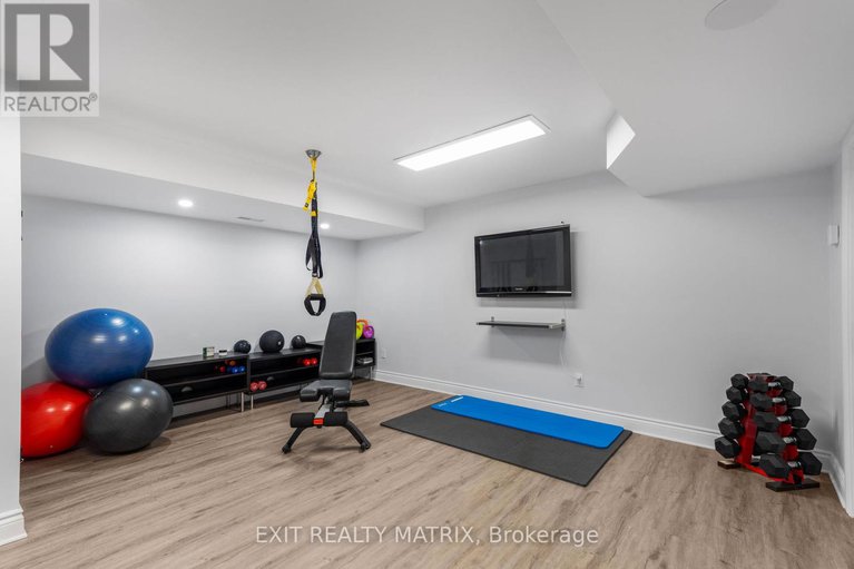 28788160/352-oakcrest-way/avalon-east/ottawa/ontario/K4A0S5_31