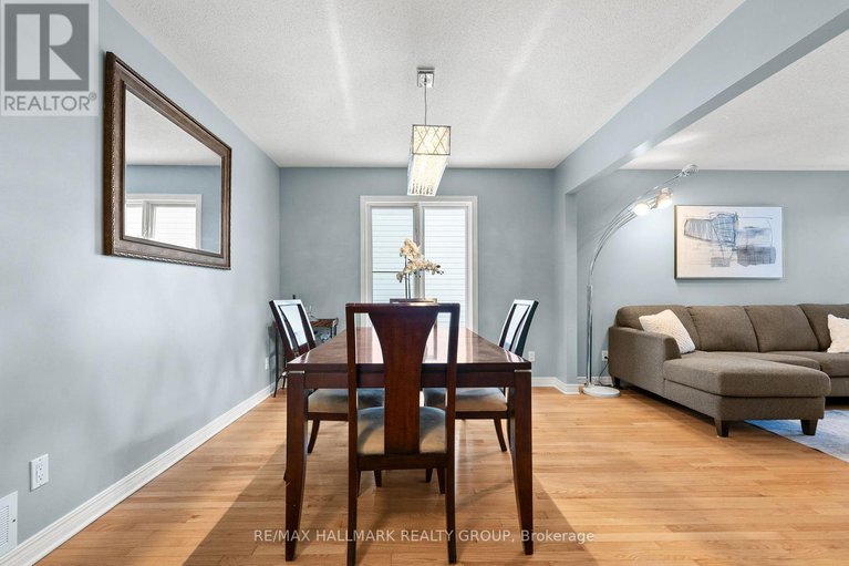 29244730/9-new-deighton-crescent/barrhaven-east/ottawa/ontario/K2G6H7_14