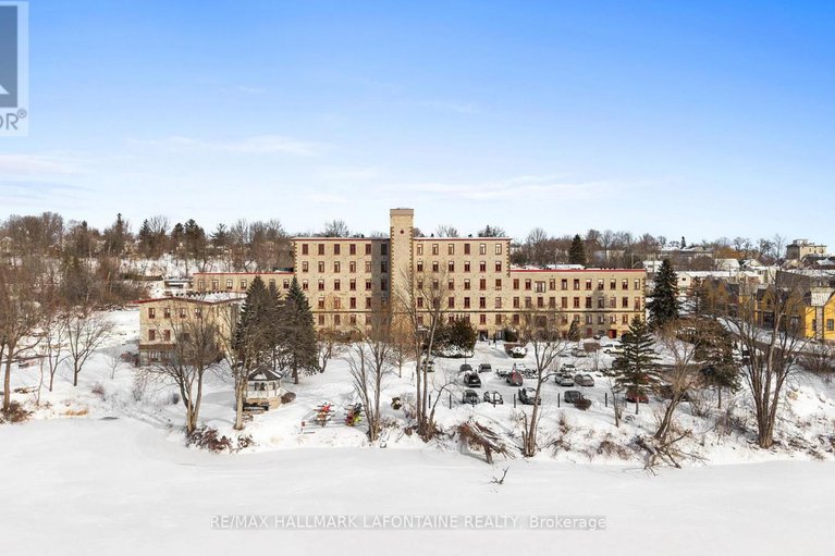 29347323/107-1-rosamond-street-e/almonte/mississippi-mills/ontario/K0A1A0_1