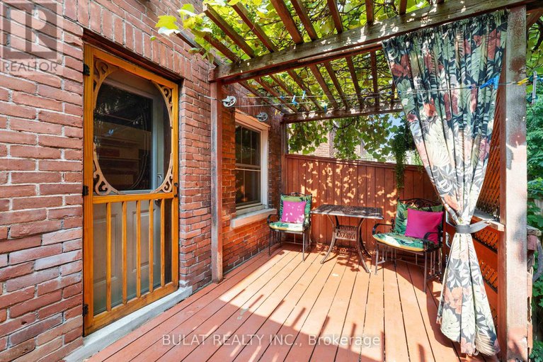 28705278/16-foster-street/hintonburg/ottawa/ontario/K1Y3J4_25