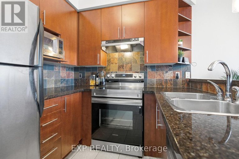 29479997/402-711-churchill-avenue/westborohampton-park/ottawa/ontario/K1Z5G6_11